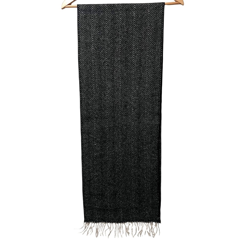 Everything Alpaca‎ Peruvian Scarf 100% Baby Alpaca Herringbone Grey Black Fringe - Picture 6 of 8